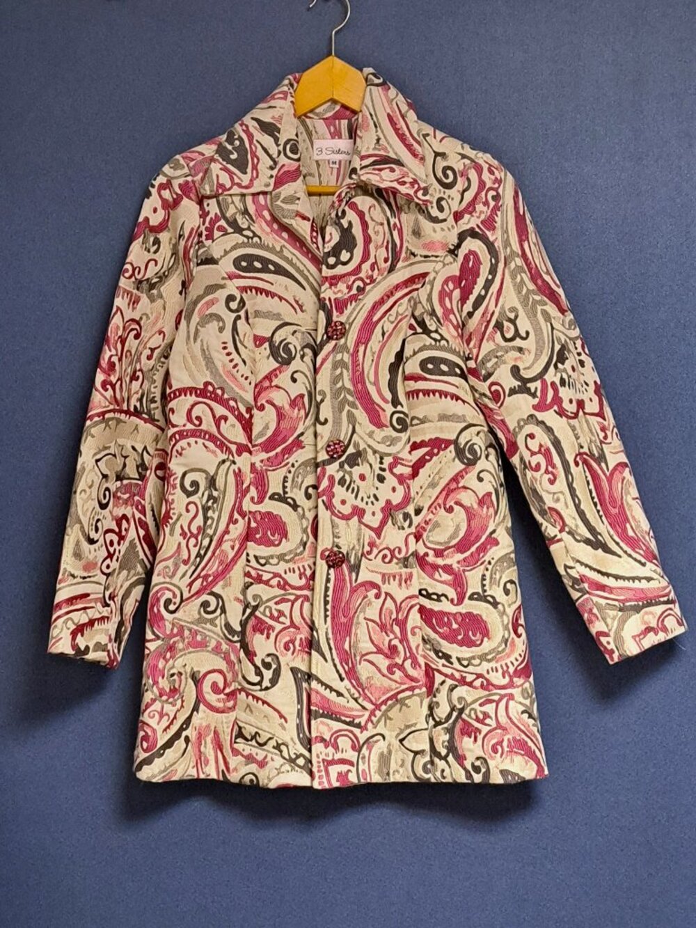 3 SISTERS LADIES PAISLEY DESIGN WINTER COAT PINK WHITE GREY M RHINESTONE BUTTONS